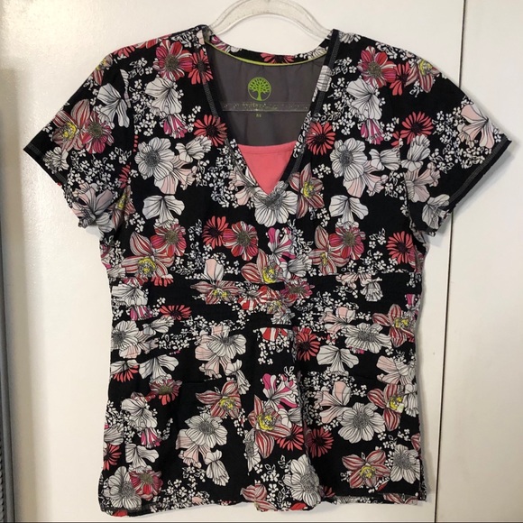 Top Scrub - Picture 4 of 4